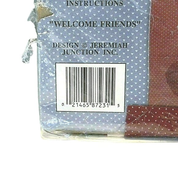 Counted Cross Stitch "Welcome Family & Friends" Hang-Up Kit Design Works 11"x14" - Picture 6 of 8